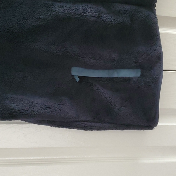 LL Bean Hi Pile Fleece Vest - Discontinued - Picture 4 of 5